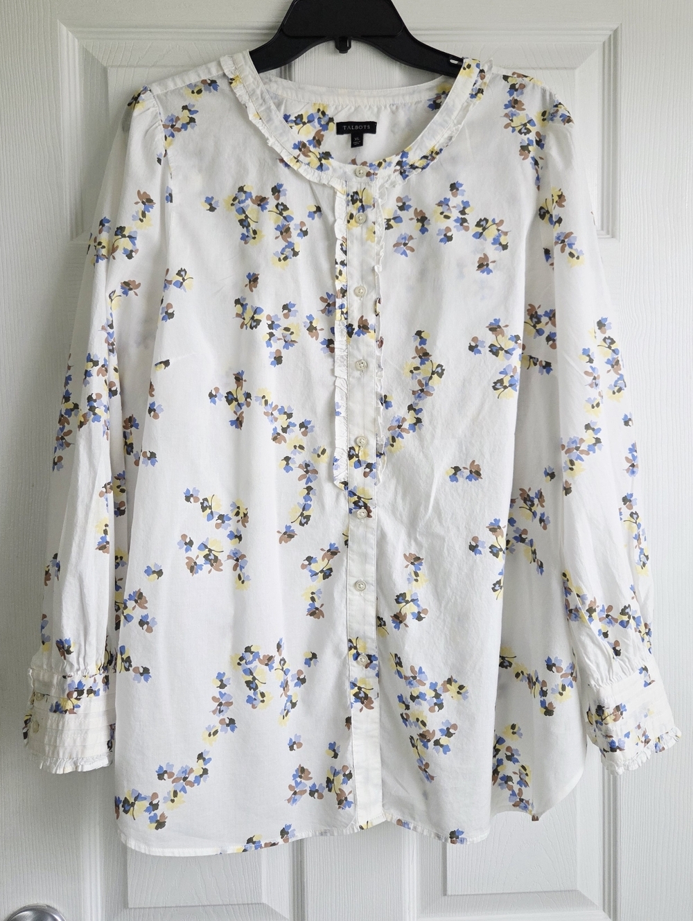 Talbots ✨️ Women's White Floral Cotton Button Front Blouse Size XL